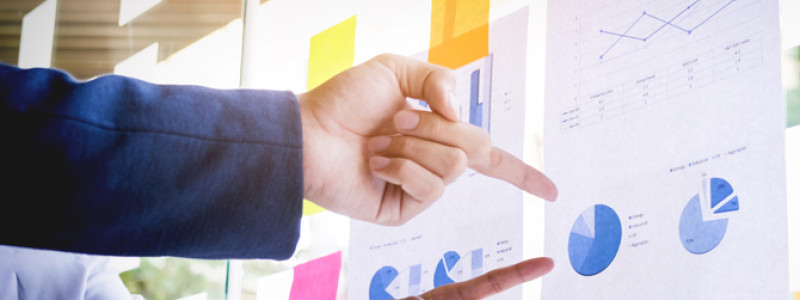 分类： <span src=